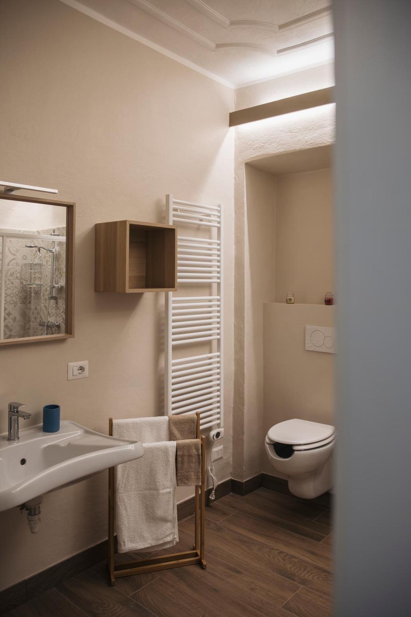 La Favola Hotel Soriso Ngoại thất bức ảnh